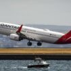 Un Boeing 737 de Qantas contraint d'atterrir en urgence après une «panne de moteur»