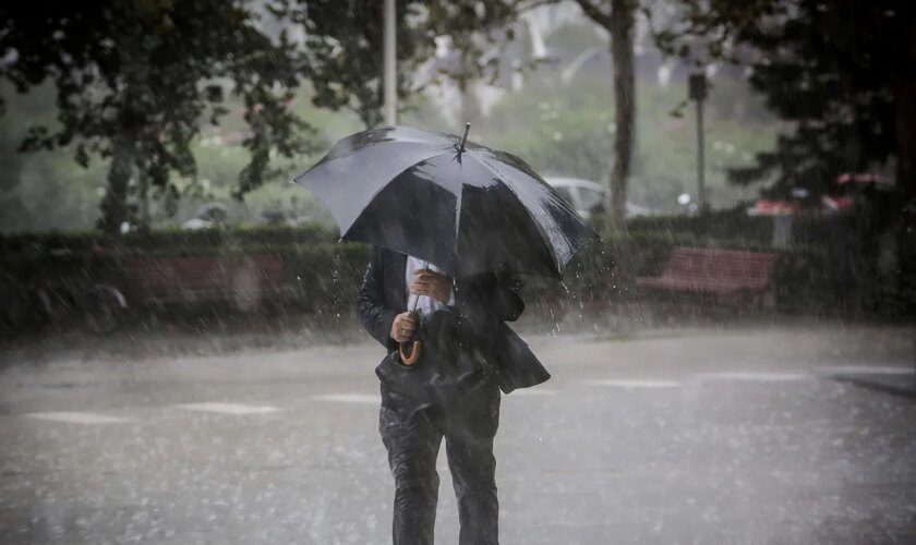 Una nueva DANA podría golpear a partir del miércoles las zonas afectadas por las inundaciones en Valencia