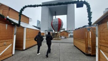 Une montgolfière, une patinoire, un restaurant de plus… À La Défense, le marché de Noël « voit grand »