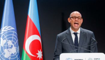 Une semaine après l’ouverture de la COP29, un responsable de l’ONU Climat appelle à arrêter « le théâtre » et passer « aux choses sérieuses »