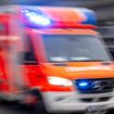 Rettungskräfte mussten nach einem Unfall in Wilhelmshaven acht Verletzte ins Krankenhaus bringen. (Symbolbild) Foto: Monika Skol