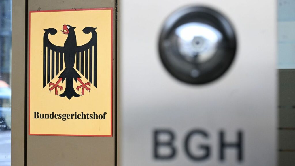 Schon 2021 erklärte der BGH bestimmte Vertragsklauseln in den Geschäftsbedingungen von Sparkassen und Banken für unwirksam. (Arc