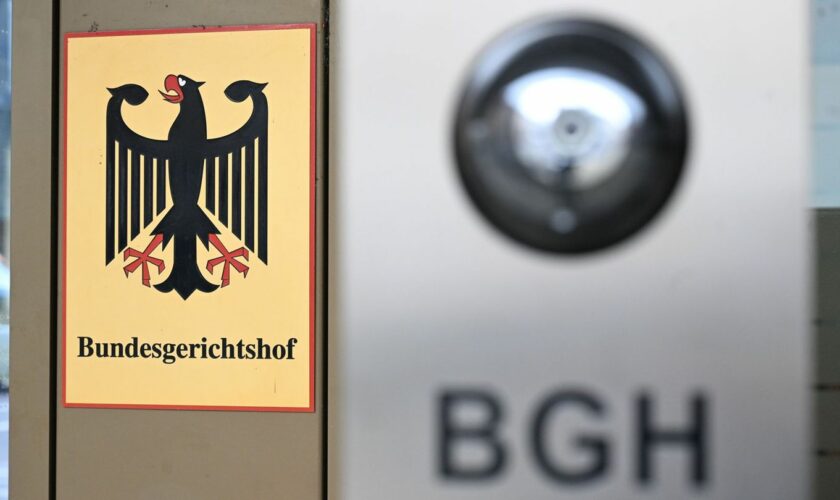 Schon 2021 erklärte der BGH bestimmte Vertragsklauseln in den Geschäftsbedingungen von Sparkassen und Banken für unwirksam. (Arc