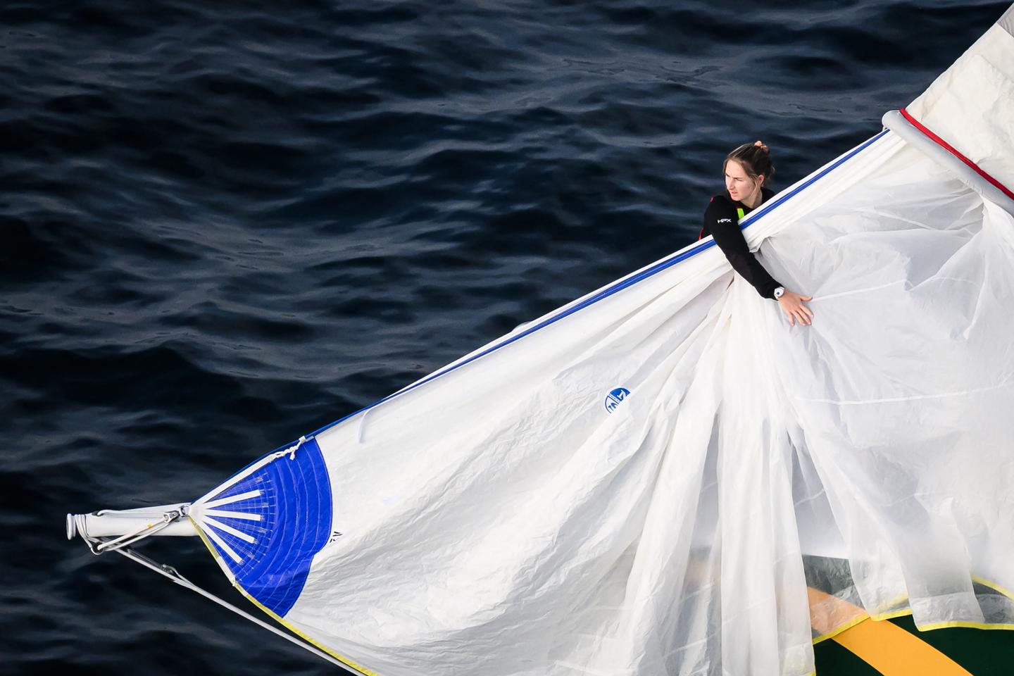 Vendée Globe 2024 : « Il y a toujours deux ou trois concurrents en vue », un début de course groupé pour Violette Dorange