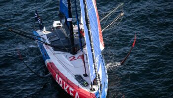 Vendée Globe 2024 : les skippeurs prennent leurs marques après trois jours de course, et certains souffrent