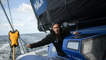 Vendée Globe: Dalin accentue son avance dans la nuit