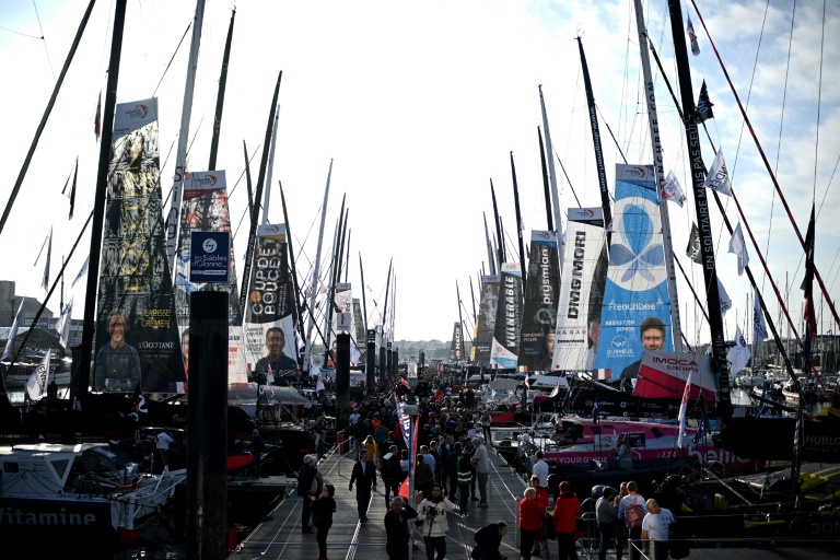 Vendée Globe: L'heure du départ, des larmes et des au revoir