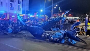 À Trouville-sur-Mer, 13 blessés lors d’une parade de Noël après l’effondrement d’un char