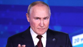 Le président russe Vladimir Poutine prononce un discours lors de la réunion du club de discussion Valdai à Sochi, le 7 novembre 2024.