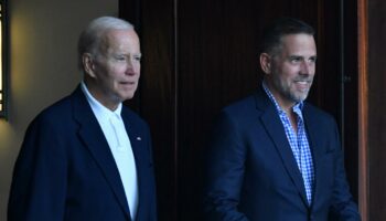 Joe Biden gracie son fils Hunter juste avant son départ de la Maison Blanche... après avoir promis le contraire