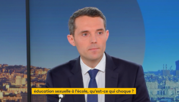 Sur l’éducation sexuelle à l’école, Alexandre Portier persiste et signe malgré le recadrage d’Anne Genetet