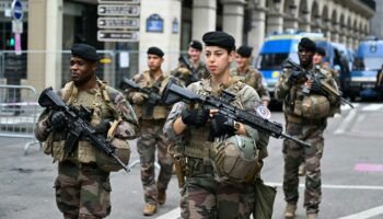 Motion de censure : le sénateur LR Cédric Perrin s’alarme des conséquences sur les armées