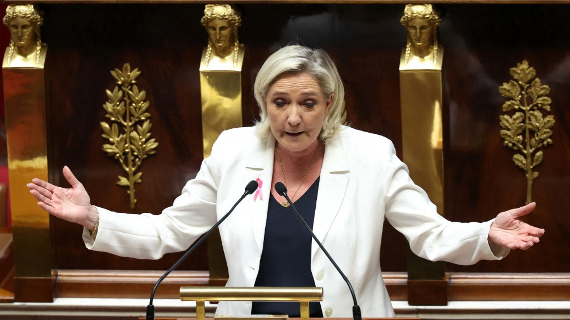 Michel Barnier et la motion de censure : Marine Le Pen a déplacé sa ligne rouge en vingt-quatre heures