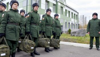 La Russie se prépare à déployer 300 000 soldats supplémentaires en Ukraine