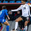 Dämpfer für Nationalelf: Dicke Patzer gegen Italien: DFB-Frauen verlieren 1:2