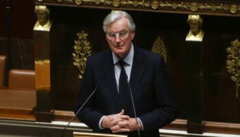 Motions de censure contre le gouvernement de Michel Barnier : le Rassemblement national et le Nouveau Front populaire ont chacun déposé leurs motions, après le recours au 49.3