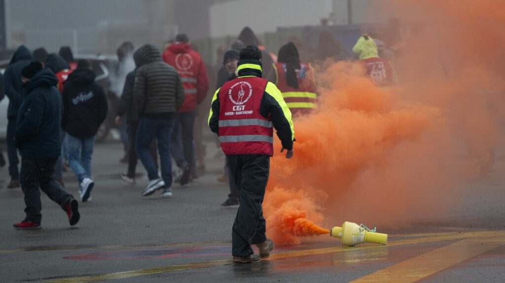 Réforme des retraites : la CGT appelle à deux jours de grève dans les ports, les 9 et 10 décembre