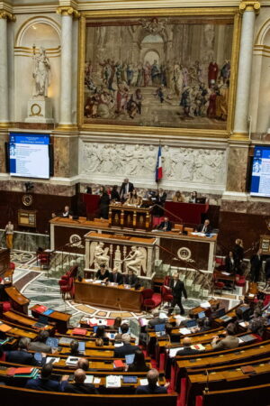 Elections législatives 2025 : juillet ou septembre ? La date à laquelle les Français pourraient revoter