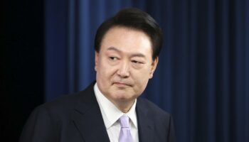 Opposition: Südkoreas Präsident ruft Kriegsrecht aus