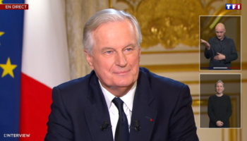 Michel Barnier au JT de TF1 et France 2 contredit Macron sur l’après-censure et pointe des hausses d’impôts