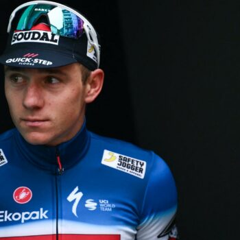 Remco Evenepoel, double médaillé d’or aux JO de Paris, victime d’un accident craint de tous les cyclistes