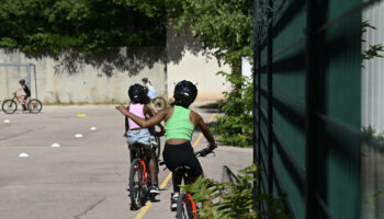 Au Vélo Club La Pomme Marseille, apprendre à pédaler pour mieux s’émanciper