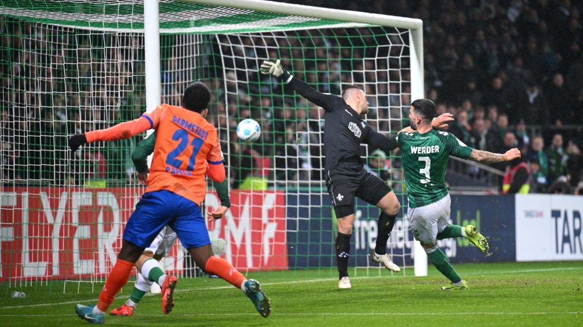 Werder schockt Kohfeldt in der Nachspielzeit, Leverkusen nun Favorit