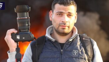 Beschuss durch Kampfflugzeuge: dpa-Fotograf Alkharboutli in Syrien getötet