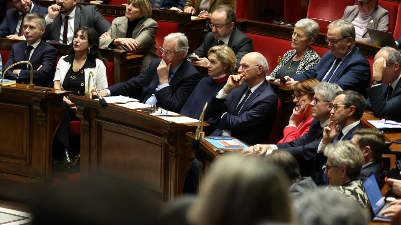 Motion de censure : après sa chute, quels pouvoirs resteraient-il au gouvernement démissionnaire ?