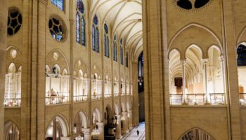 Notre-Dame de Paris, une mythologie française, au croisement de la religion et de la politique