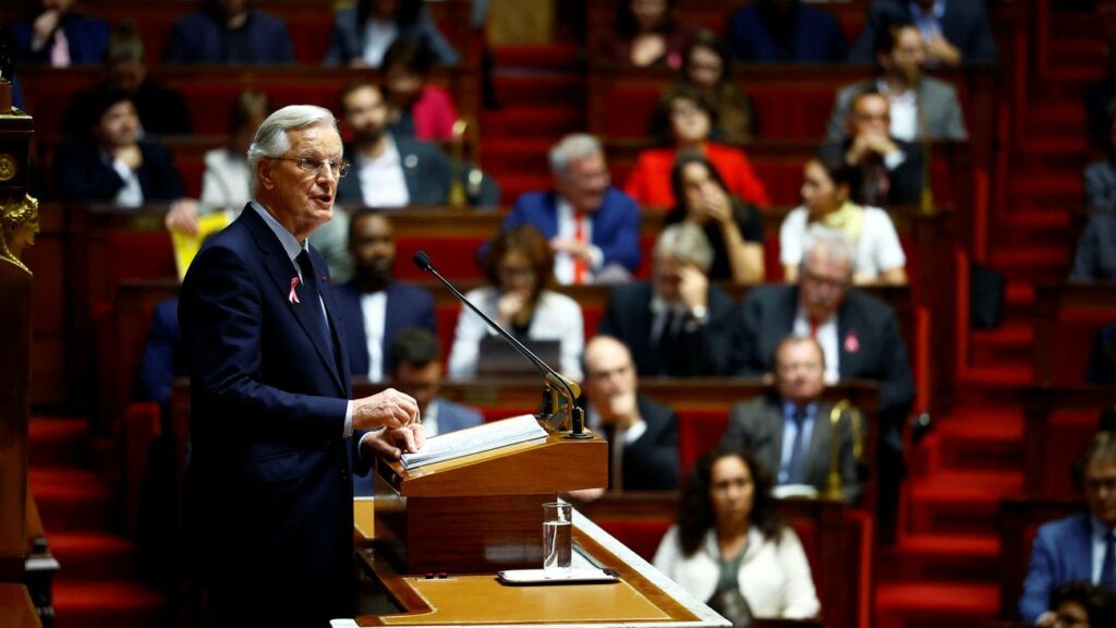 Regierungskrise in Frankreich: Opposition stürzt französische Regierung durch Misstrauensvotum