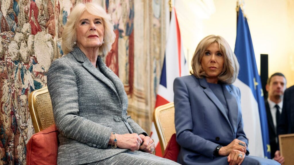 Brigitte Macron et la reine Camilla réunies pour récompenser ces deux livres au prix l’Entente littéraire