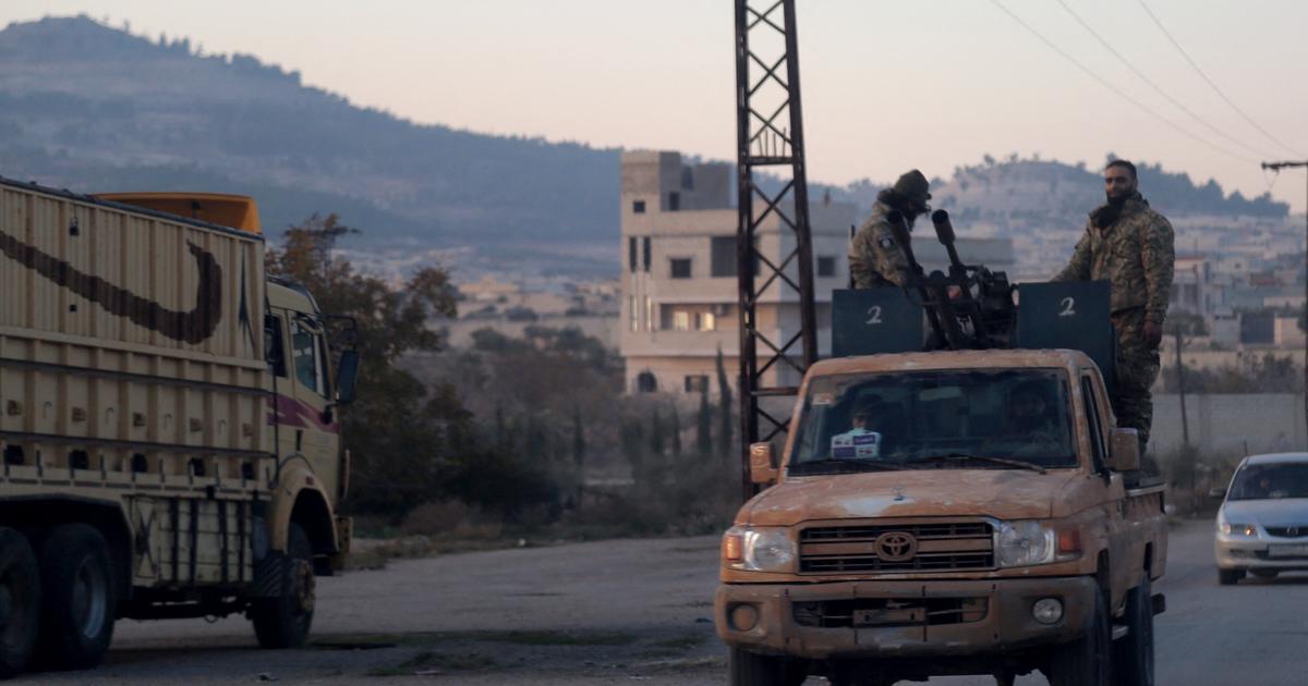 Avec la prise de la ville de Hama, l’offensive rebelle nettoie “une blessure vieille de 40 ans”