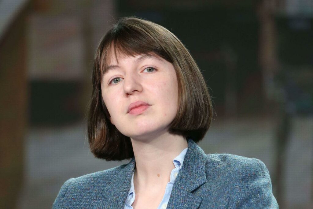 Sally Rooney s’en prend au capitalisme pour sauver le climat (mais omet l’industrie du livre)