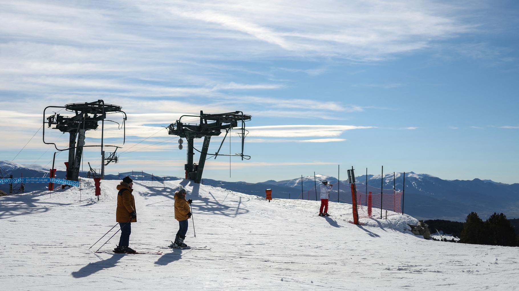 Météo : voici où la neige va faire son retour ce week-end avec la chute des températures