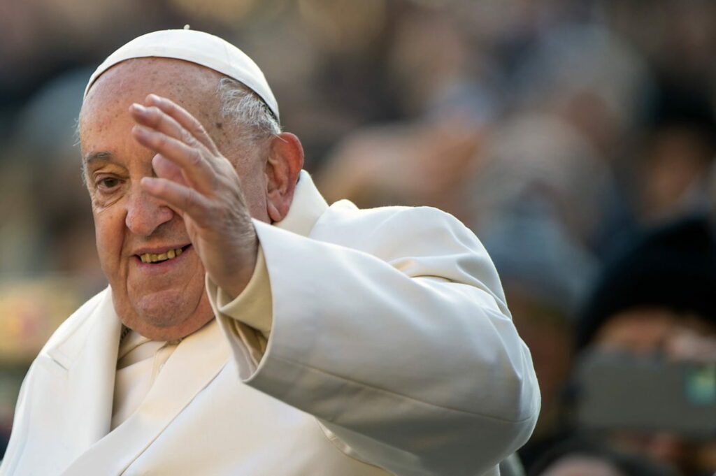 Le pape absent à Notre-Dame : une décision assumée aux raisons politiques