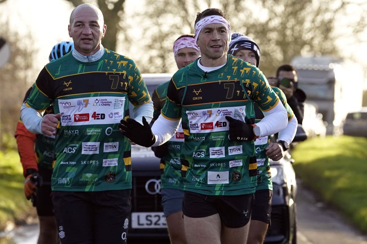 Kevin Sinfield on track to pass fundraising target in latest endurance challenge