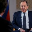 Au micro de Tucker Carlson, Sergueï Lavrov s’emploie à rassurer les Américains