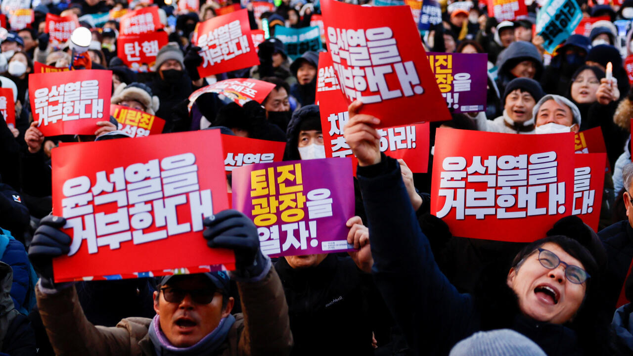 En Corée du Sud,  le président Yoon Suk-yeol poussé vers la sortie par son propre parti