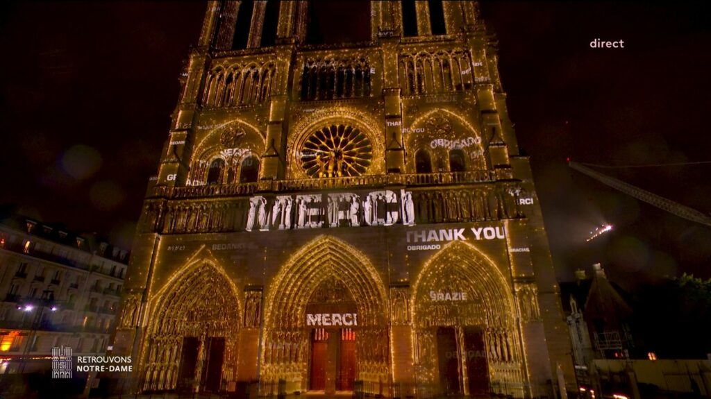 VIDEO. Ouverture des portes, ovation des pompiers et artisans, concert... Revivez huit moments marquants de l'inauguration de Notre-Dame de Paris