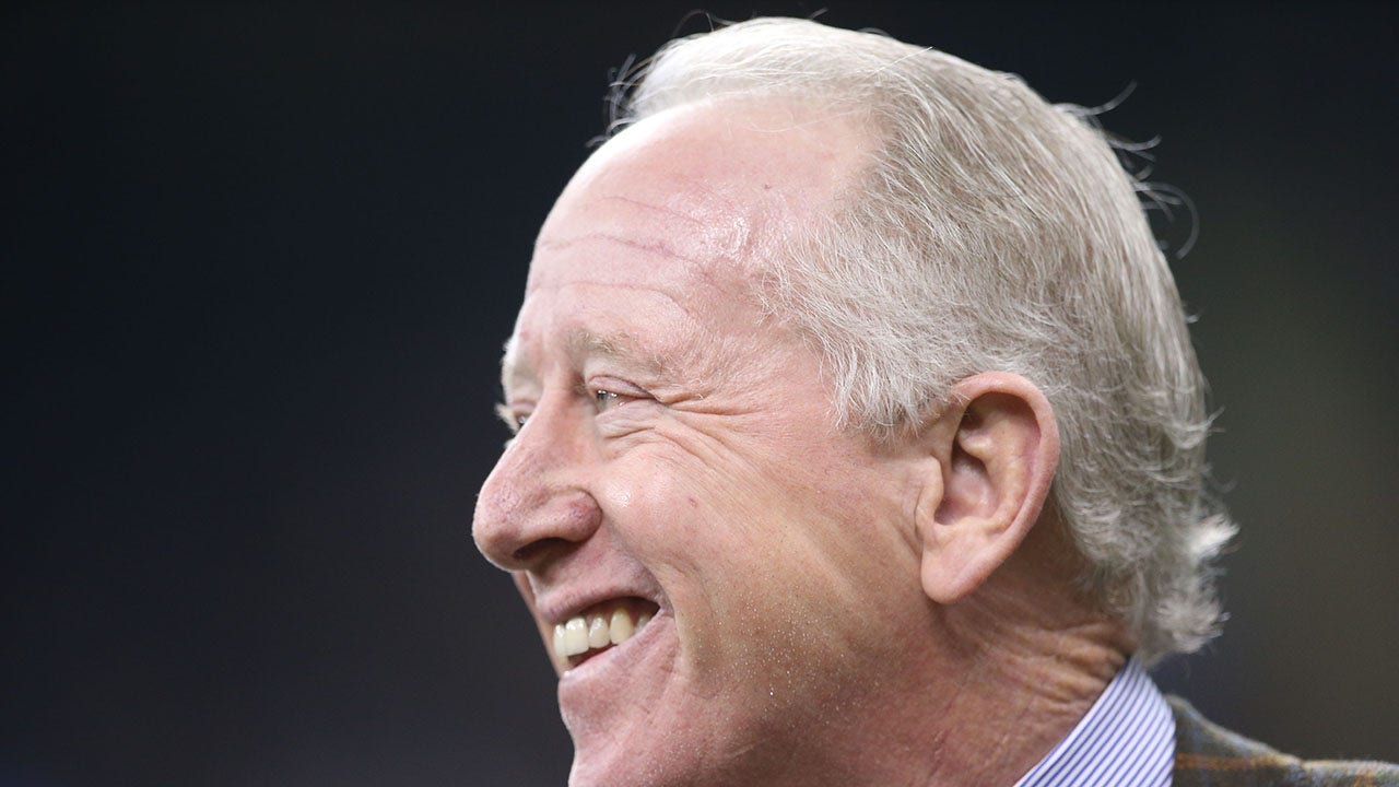 Archie Manning reveals preferred NFL landing spot for grandson, Texas star Arch Manning