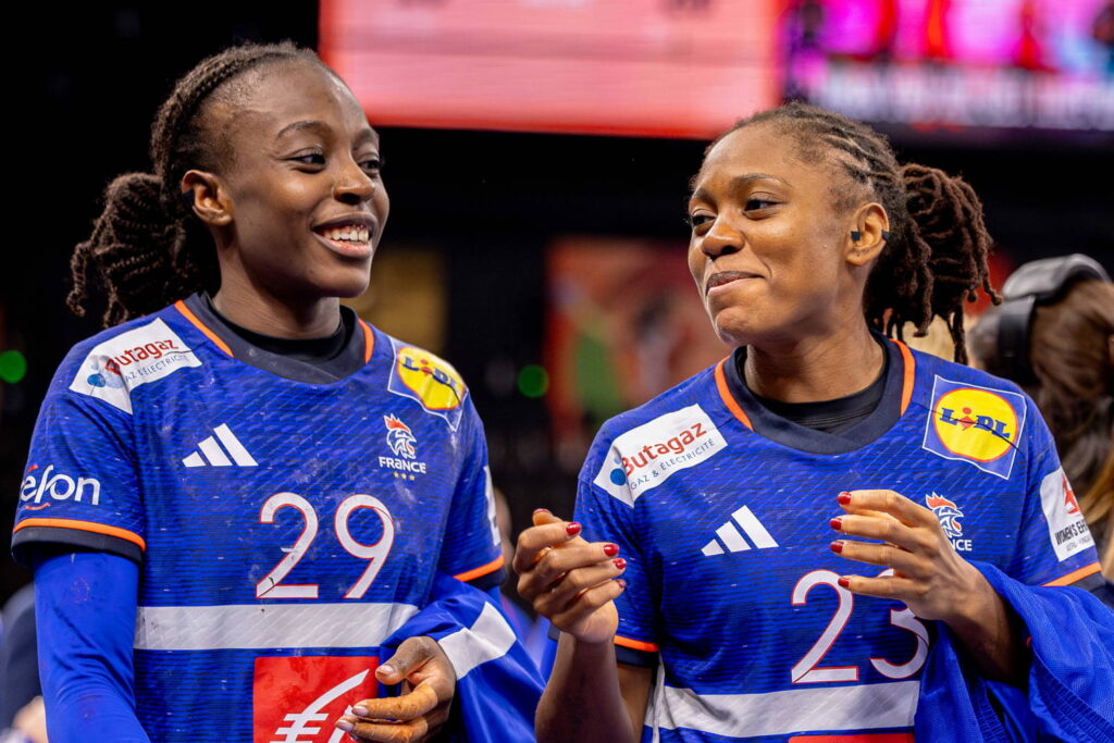 Euro handball féminin 2024 : les Bleues en demi-finales ! Classements et résultats des groupes