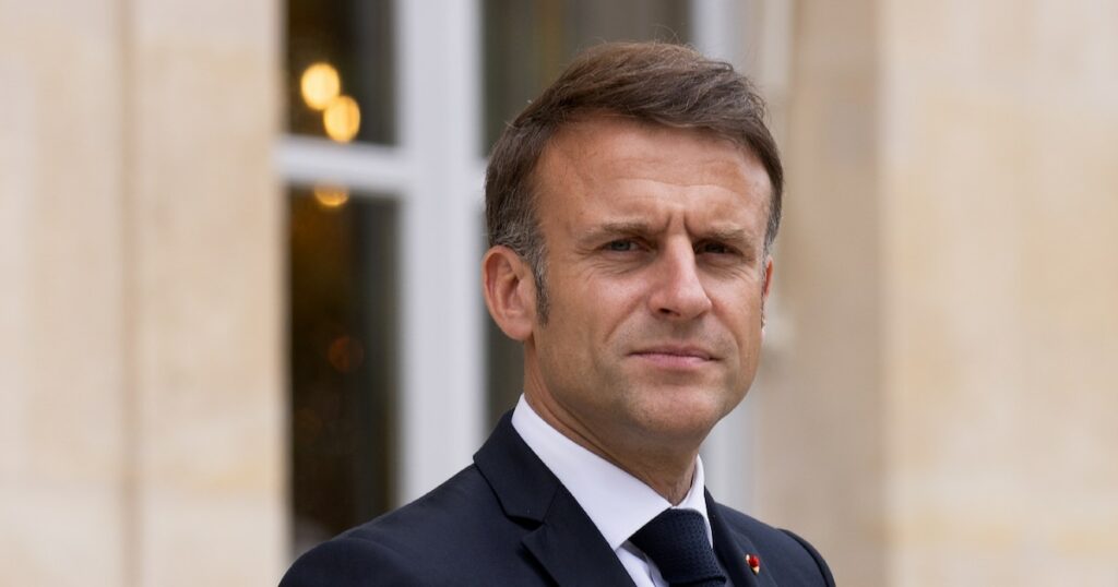 Le président Emmanuel Macron le 20 juin 2024 au palais de l'Elysée