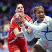 Euro de handball : déjà qualifiées pour les demi-finales, les Bleues s'imposent face aux Hongroises et terminent premières de leur groupe