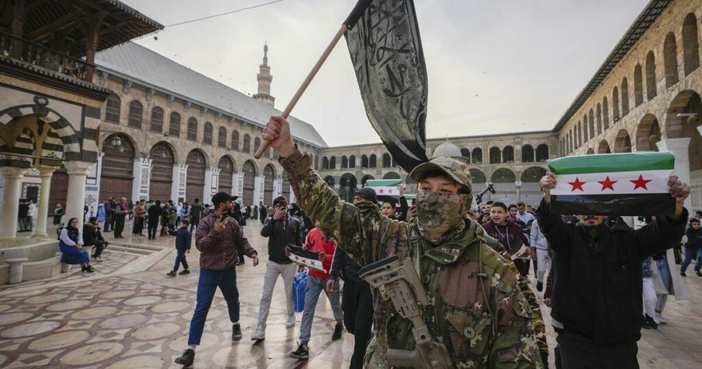 EN DIRECT - Chute de Bachar al-Assad : les rebelles islamistes ont pris la ville de Deir el-Zor, dans l’est de la Syrie