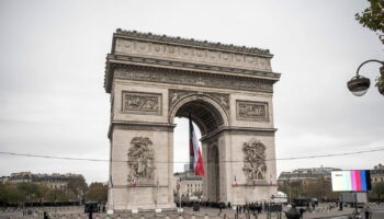 Alerte à la bombe à l'Arc de Triomphe : le monument évacué et des recherches en cours