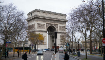 Paris : l’Arc de triomphe évacué après une fausse alerte à la bombe