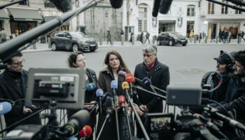 Premier ministre : Marine Tondelier vote contre François Bayrou et Bernard Cazeneuve, qui appartiennent au «passé»