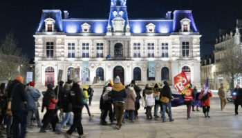 Ils voulaient «instaurer un Etat islamique» en France : le fils de l’imam de la mosquée de Saint-Brieuc et deux étudiants arrêtés pour terrorisme