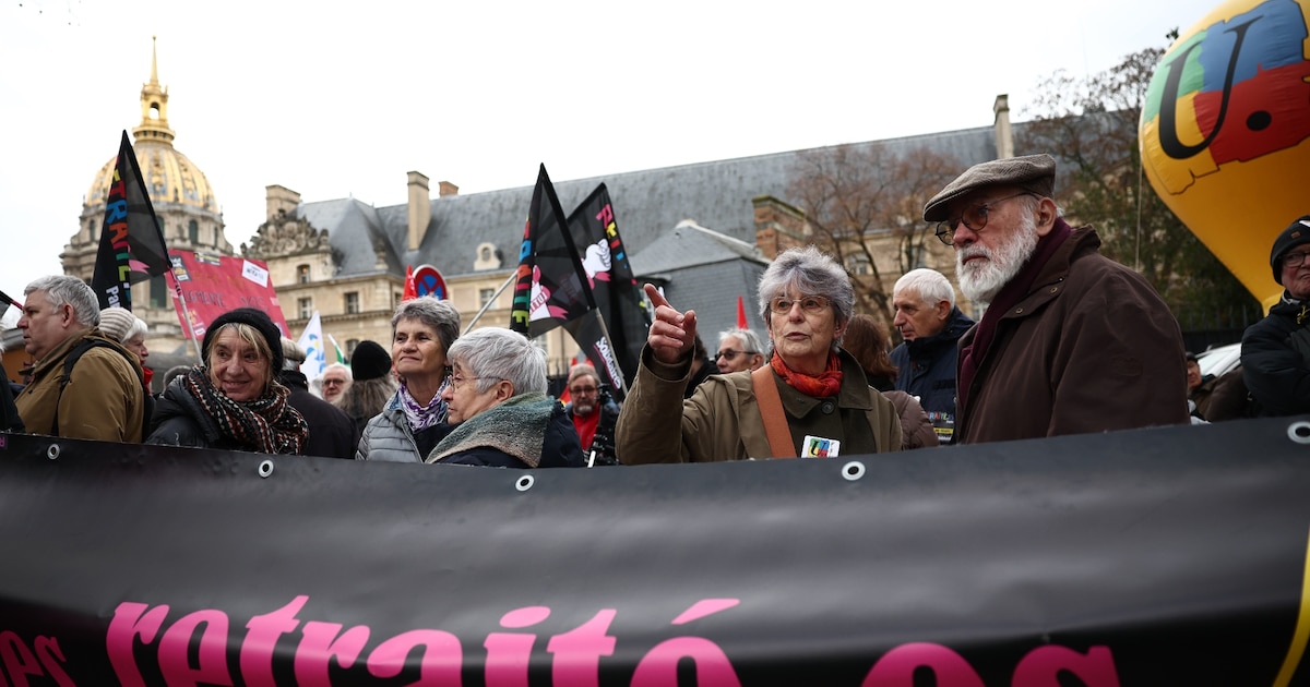 Un rassemblement à Paris pour demander que les retraites soient augmentées en fonction de l'inflation, le 3 décembre 2024